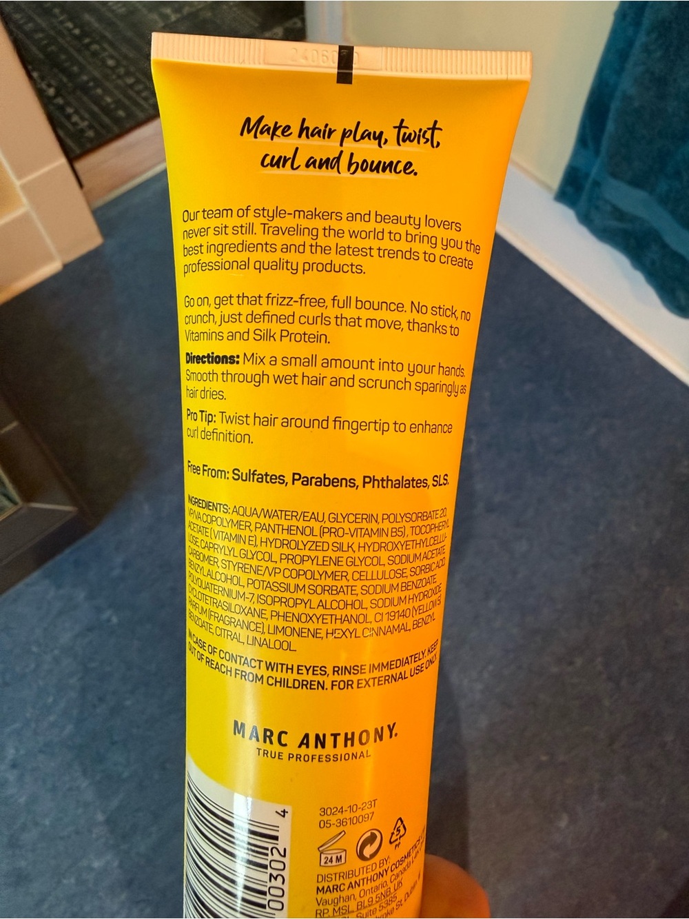 FREE Marc Anthony Strictly Curls Curl Defining Lotion - Picture 3 of 4